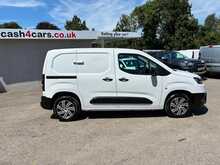Toyota PROACE CITY BlueHDi Active 