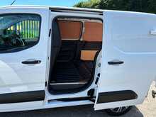 Toyota PROACE CITY BlueHDi Active 