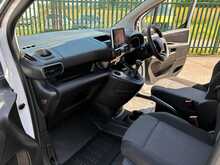 Toyota PROACE CITY BlueHDi Active 
