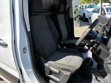 Toyota PROACE CITY BlueHDi Active 