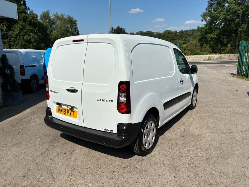 Peugeot 1.6 BlueHDi 854 Professional Panel Van 5dr Diesel Manual L1 (112 g/km, 97.64 bhp)