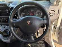Peugeot Partner BlueHDi 854 Professional 