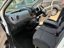 Peugeot Partner BlueHDi 854 Professional 