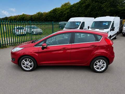 1.0T EcoBoost Zetec Hatchback 5dr Petrol Manual Euro 6 (s/s) (100 ps)