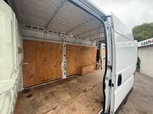 Peugeot Boxer BlueHDi 435 Professional Premium + 
