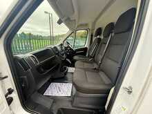 Peugeot Boxer BlueHDi 435 Professional Premium + 