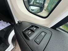 Peugeot Boxer BlueHDi 435 Professional Premium + 