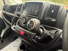 Peugeot Boxer BlueHDi 435 Professional Premium + 