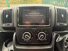 Peugeot Boxer BlueHDi 435 Professional Premium + 