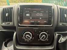 Peugeot Boxer BlueHDi 435 Professional Premium + 