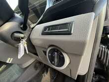 Volkswagen Transporter TDI T28 Startline 