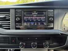 Volkswagen Transporter TDI T28 Startline 