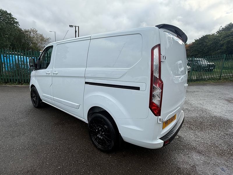 Ford 340 EcoBlue Trend Panel Van 2.0 Automatic Diesel