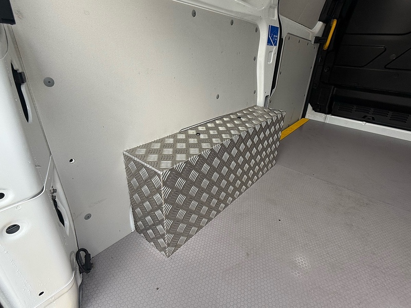 Ford 340 EcoBlue Trend Panel Van 2.0 Automatic Diesel