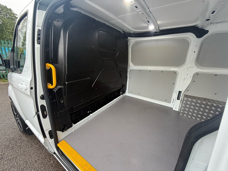 Ford 340 EcoBlue Trend Panel Van 2.0 Automatic Diesel