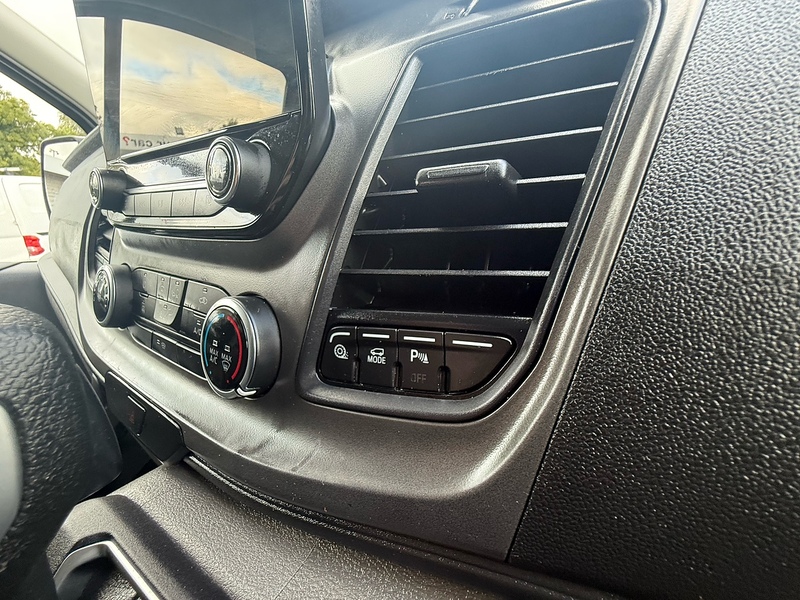 Ford 340 EcoBlue Trend Panel Van 2.0 Automatic Diesel