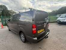 Vauxhall Vivaro Turbo D 3100 Sportive 