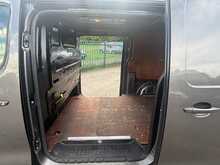 Vauxhall Vivaro Turbo D 3100 Sportive 