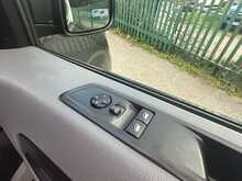 Vauxhall Vivaro Turbo D 3100 Sportive 