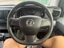 Vauxhall Vivaro Turbo D 3100 Sportive 