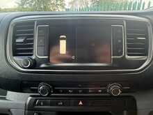 Vauxhall Vivaro Turbo D 3100 Sportive 