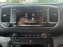 Vauxhall Vivaro Turbo D 3100 Sportive 