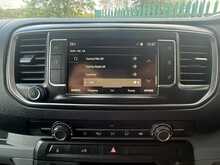 Vauxhall Vivaro Turbo D 3100 Sportive 