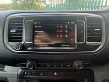Vauxhall Vivaro Turbo D 3100 Sportive 