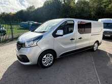 Renault Trafic dCi 29 Sport Nav 