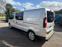 Renault Trafic dCi 29 Sport Nav 