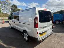 Renault Trafic dCi 29 Sport Nav 