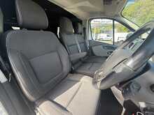 Renault Trafic dCi 29 Sport Nav 