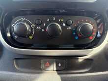 Renault Trafic dCi 29 Sport Nav 