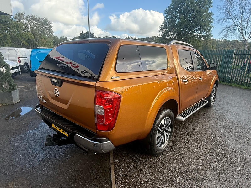 Nissan 2.3 dCi Tekna Pickup Double Cab 4dr Diesel Auto 4WD Euro 5 (190 ps)