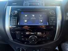 Nissan Navara dCi Tekna 
