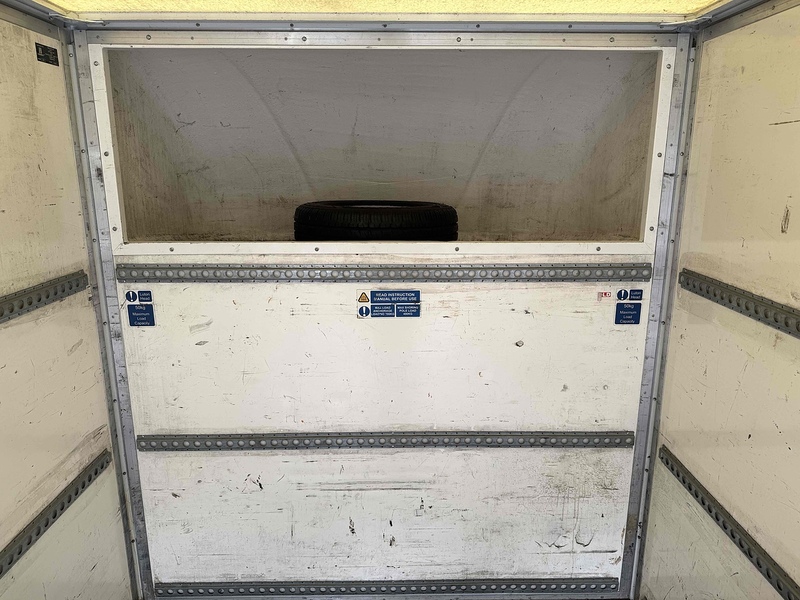 Ford No Standard Specification or Optional Extras.