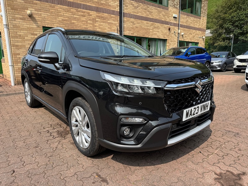 Suzuki S-cross