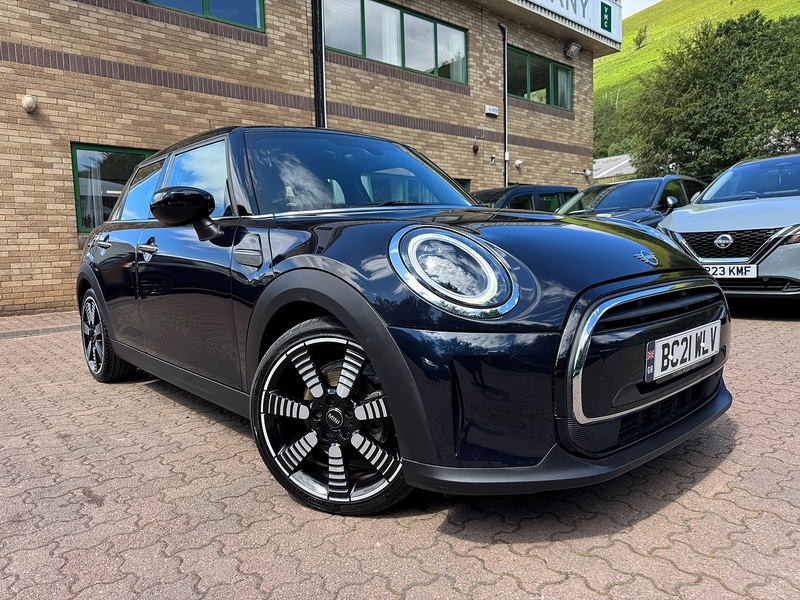 Mini Hatchback