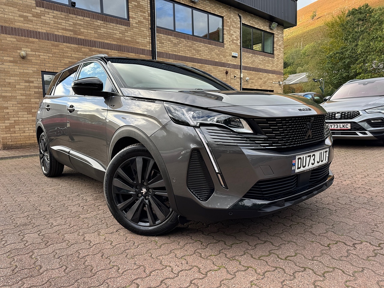 2023 Peugeot 5008