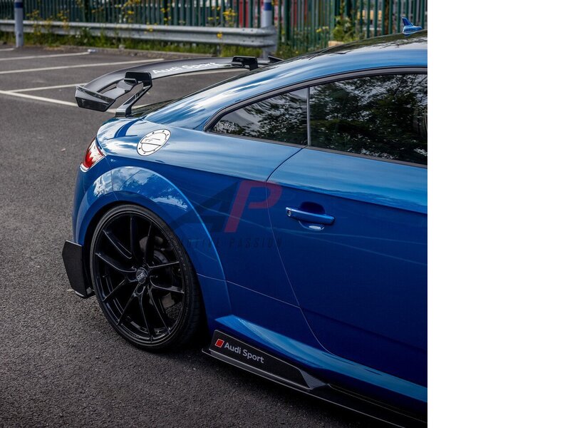 AP Design Audi TT 8S Carbon Fibre Side Skirt Image 6