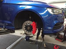 Vagbremtechnic Front Brake Kit - 8 Piston Brembo Caliper - 362x32mm 2 Piece Discs - PQ35 / MQB Image 3