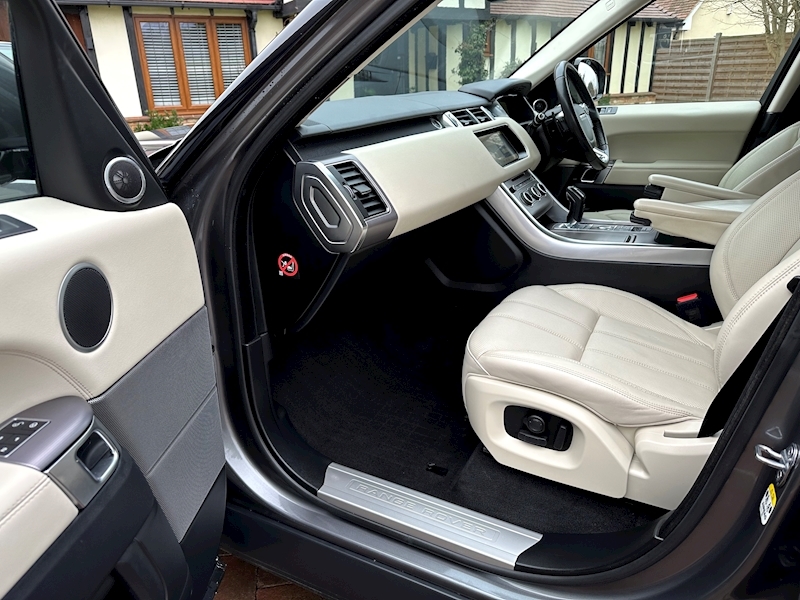 Land Rover Range Rover Sport SD V6 HSE - U166