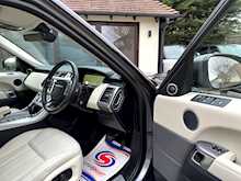 Land Rover Range Rover Sport SD V6 HSE 