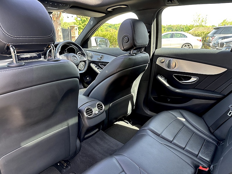 Mercedes-Benz C Class C250d AMG Line Premium Plus - U197