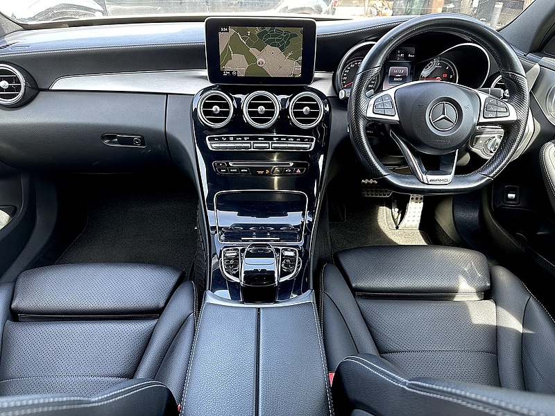 Mercedes-Benz C Class C250d AMG Line Premium Plus - U197