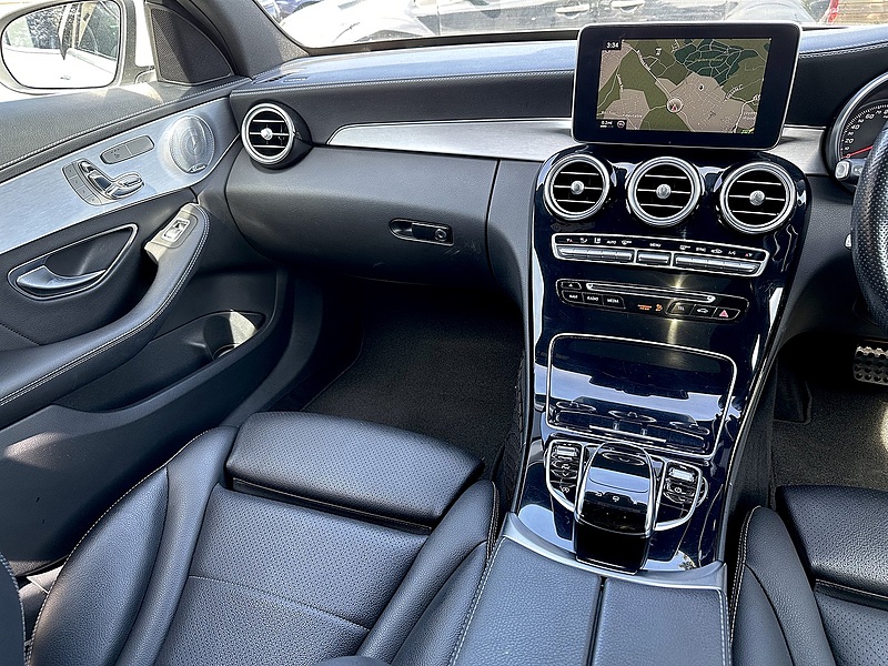 Mercedes-Benz C Class C250d AMG Line Premium Plus - U197