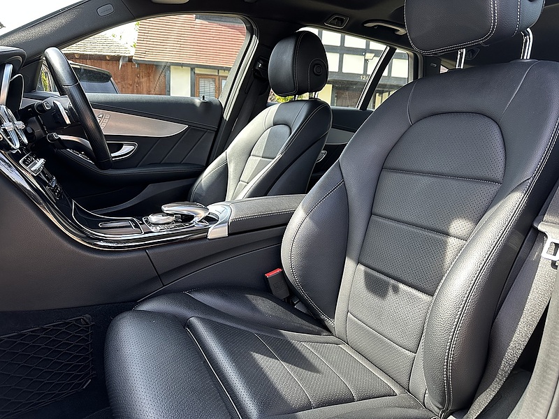 Mercedes-Benz C Class C250d AMG Line Premium Plus - U197