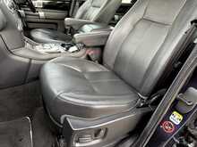 Land Rover Discovery 4 SD V6 HSE 