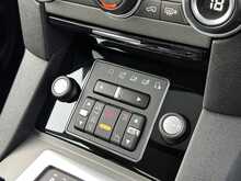 Land Rover Discovery 4 SD V6 HSE 