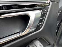 Porsche Macan T V6 S 